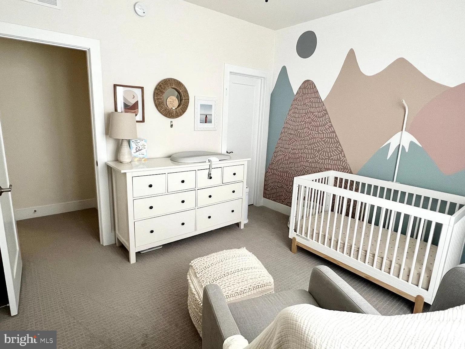 METRO SQUARE - Residential Lease