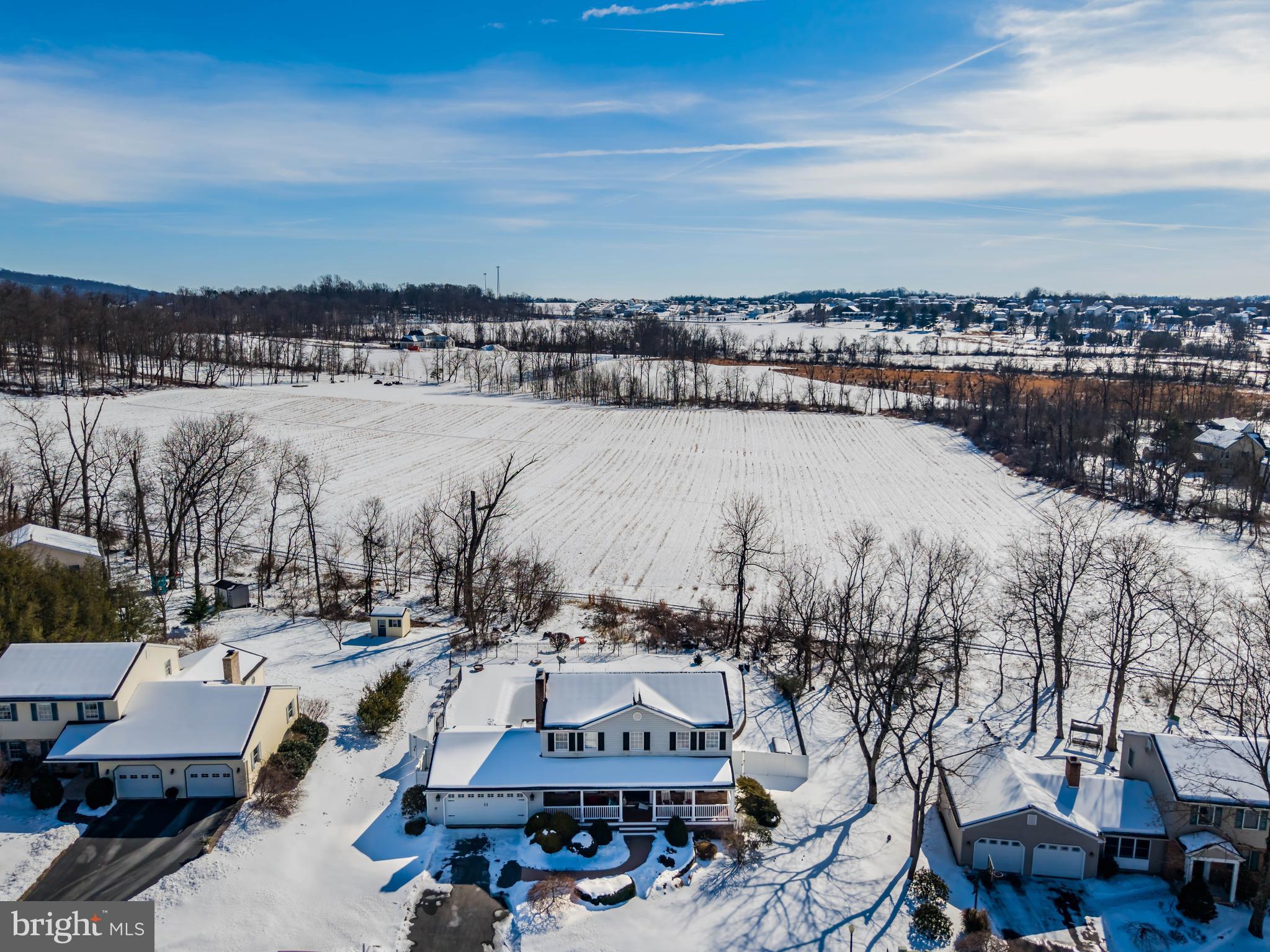 MONTADALE CREST - Residential