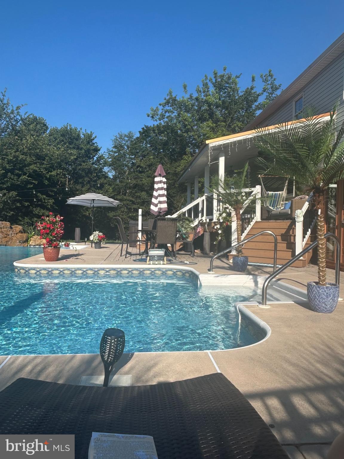 MONTADALE CREST - Residential