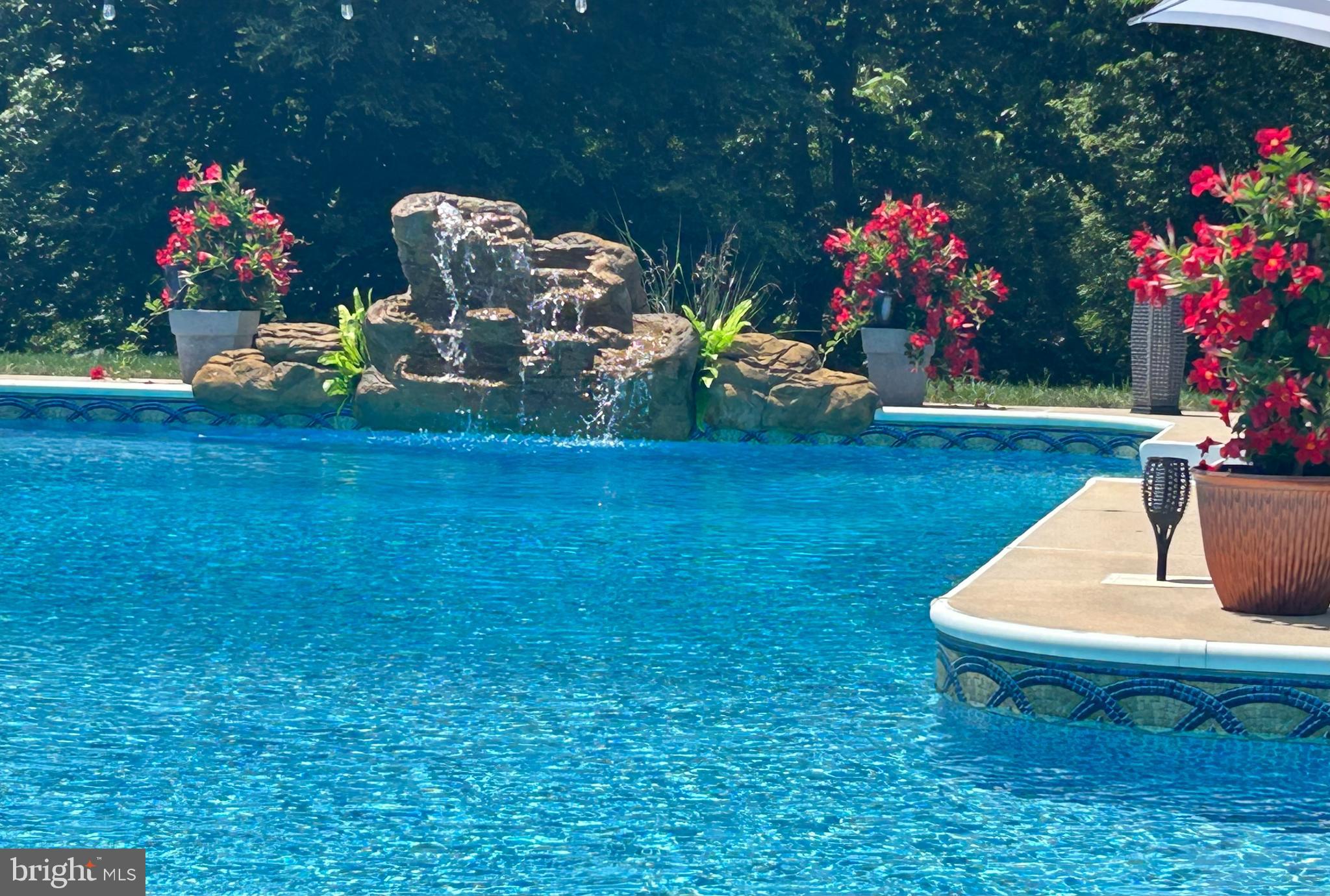 MONTADALE CREST - Residential