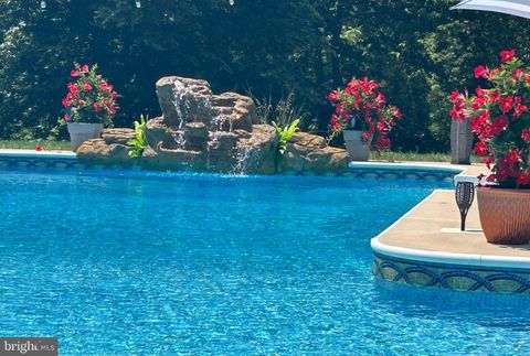 Tiny photo for 14 Montadale Drive, DILLSBURG, PA 17019 (MLS # PAYK2097504)