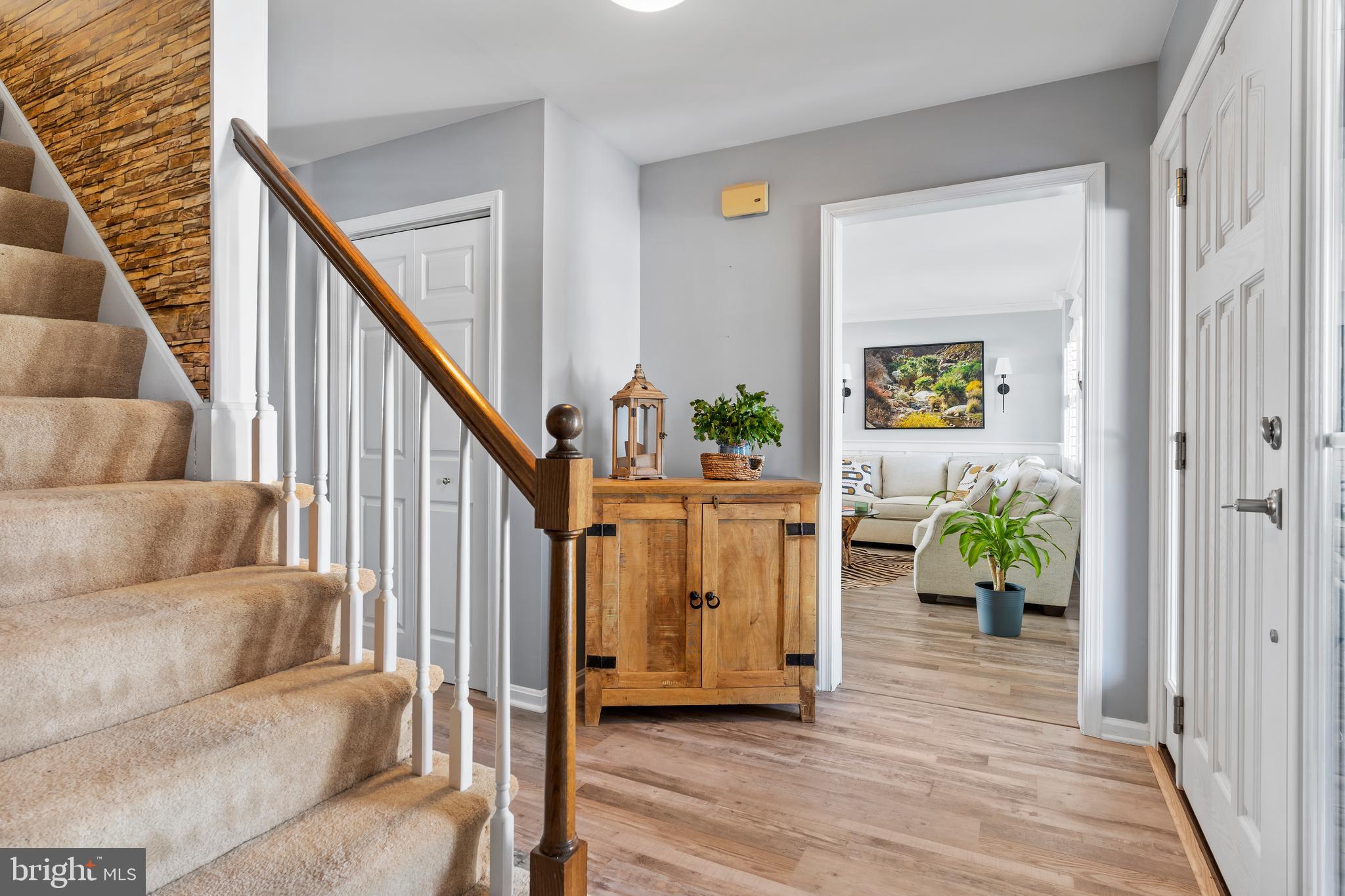 MONTADALE CREST - Residential