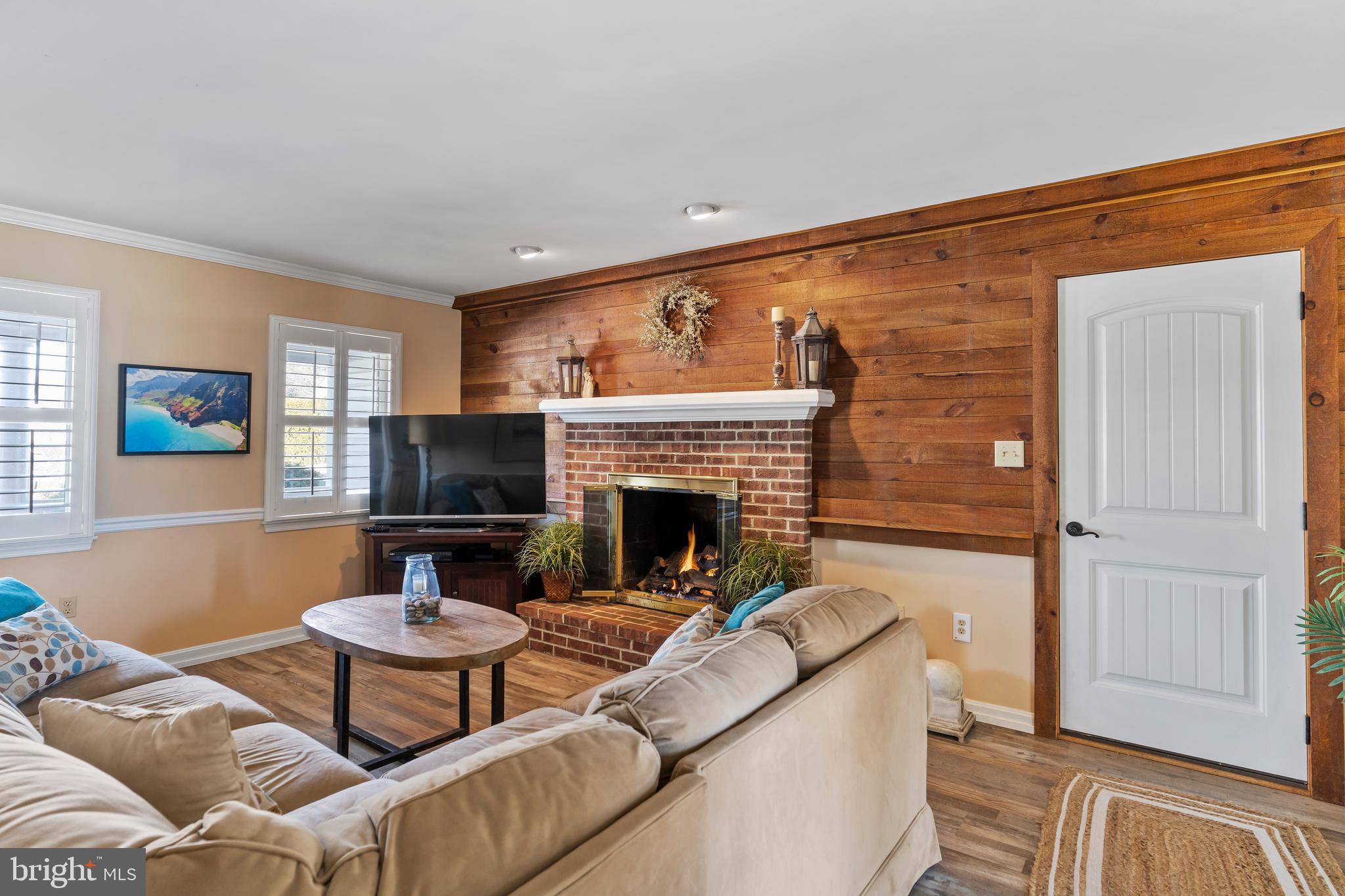 MONTADALE CREST - Residential