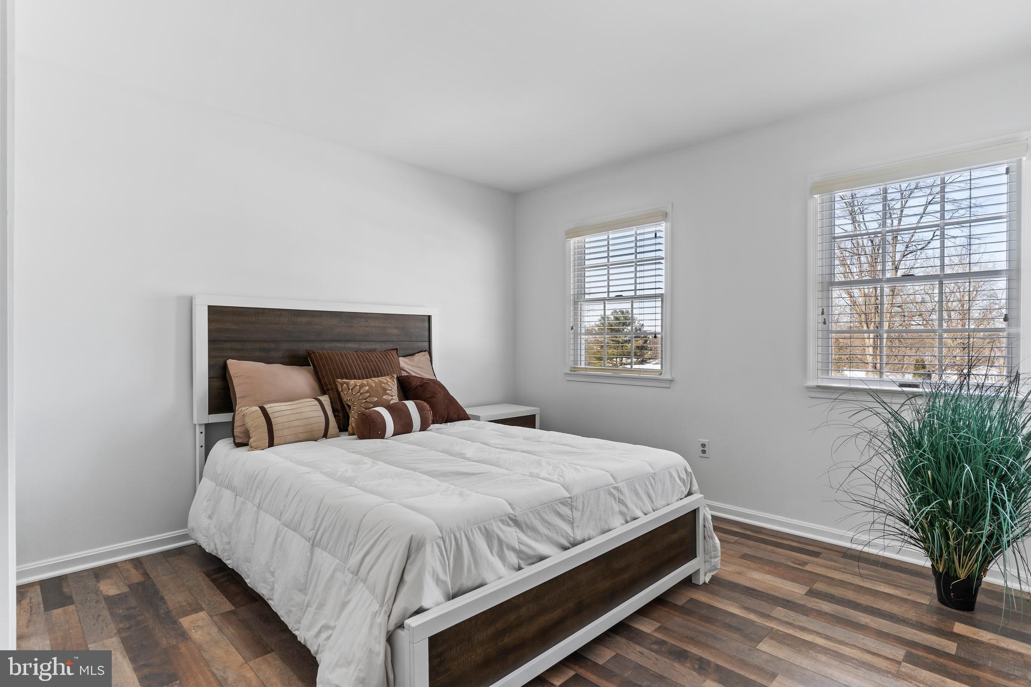 MONTADALE CREST - Residential