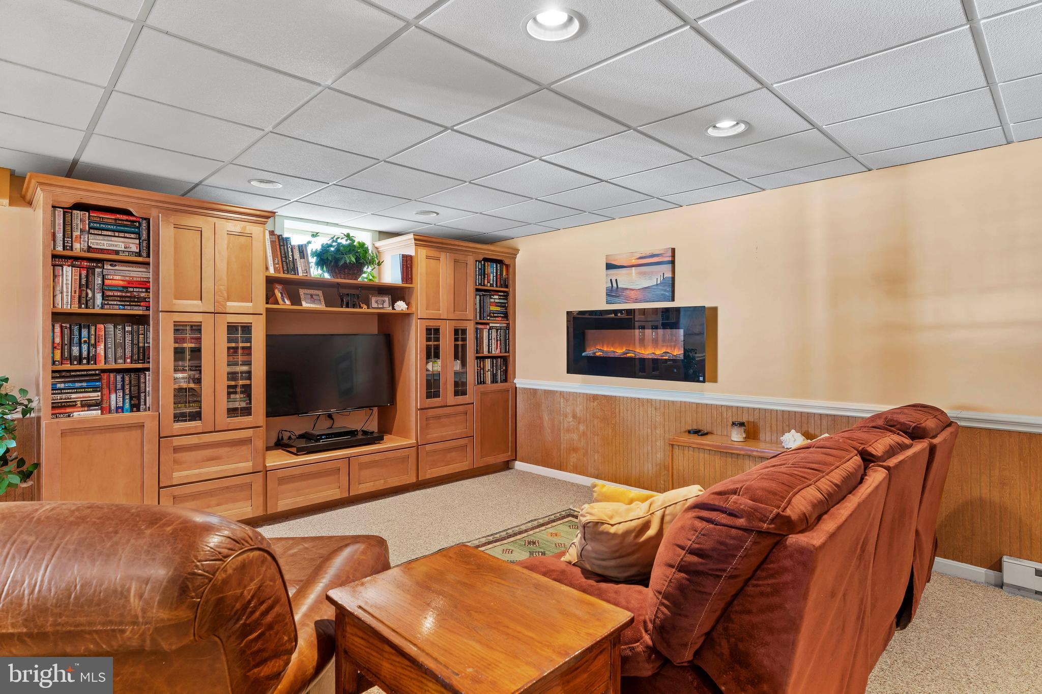 MONTADALE CREST - Residential