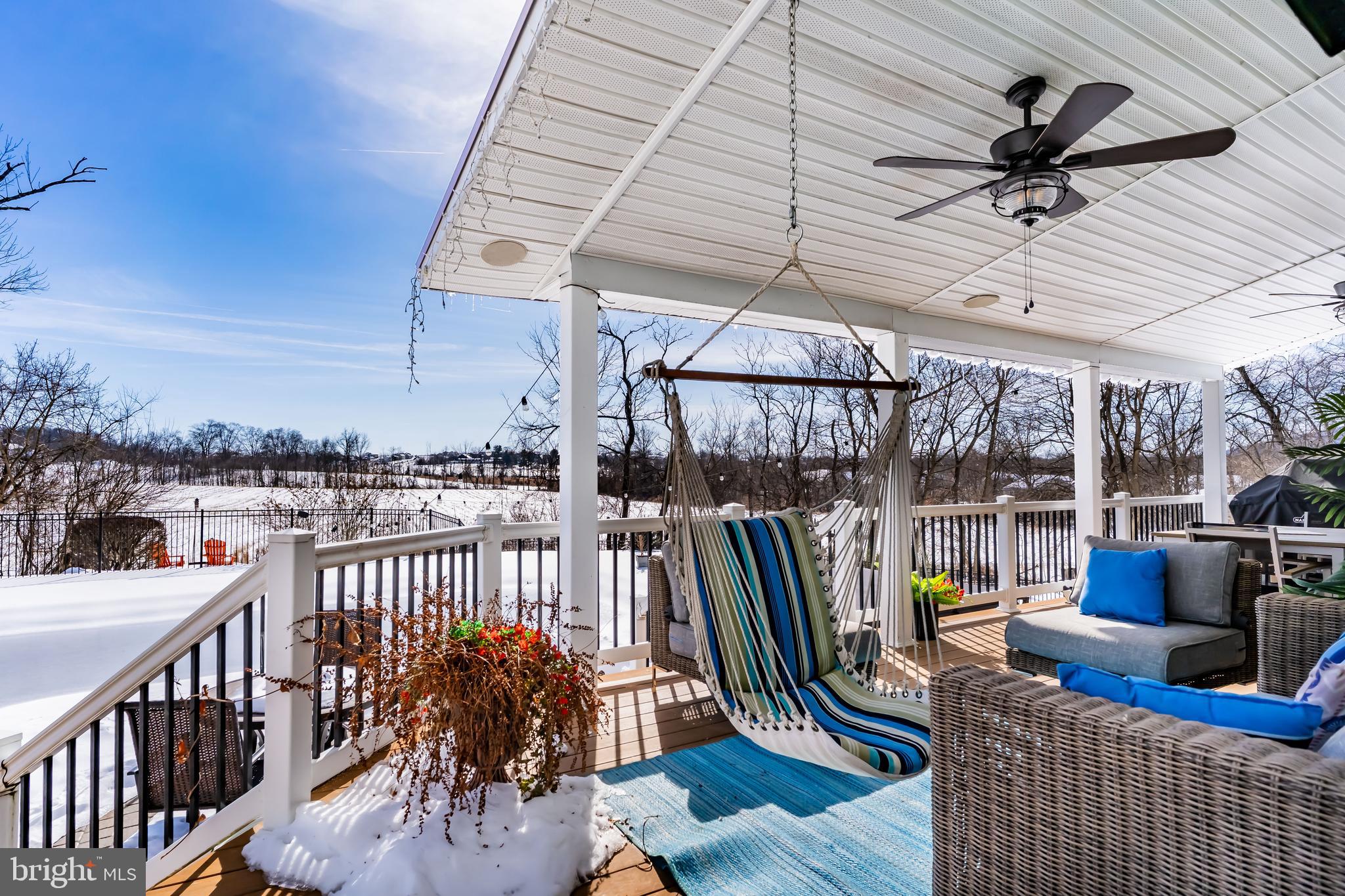 MONTADALE CREST - Residential