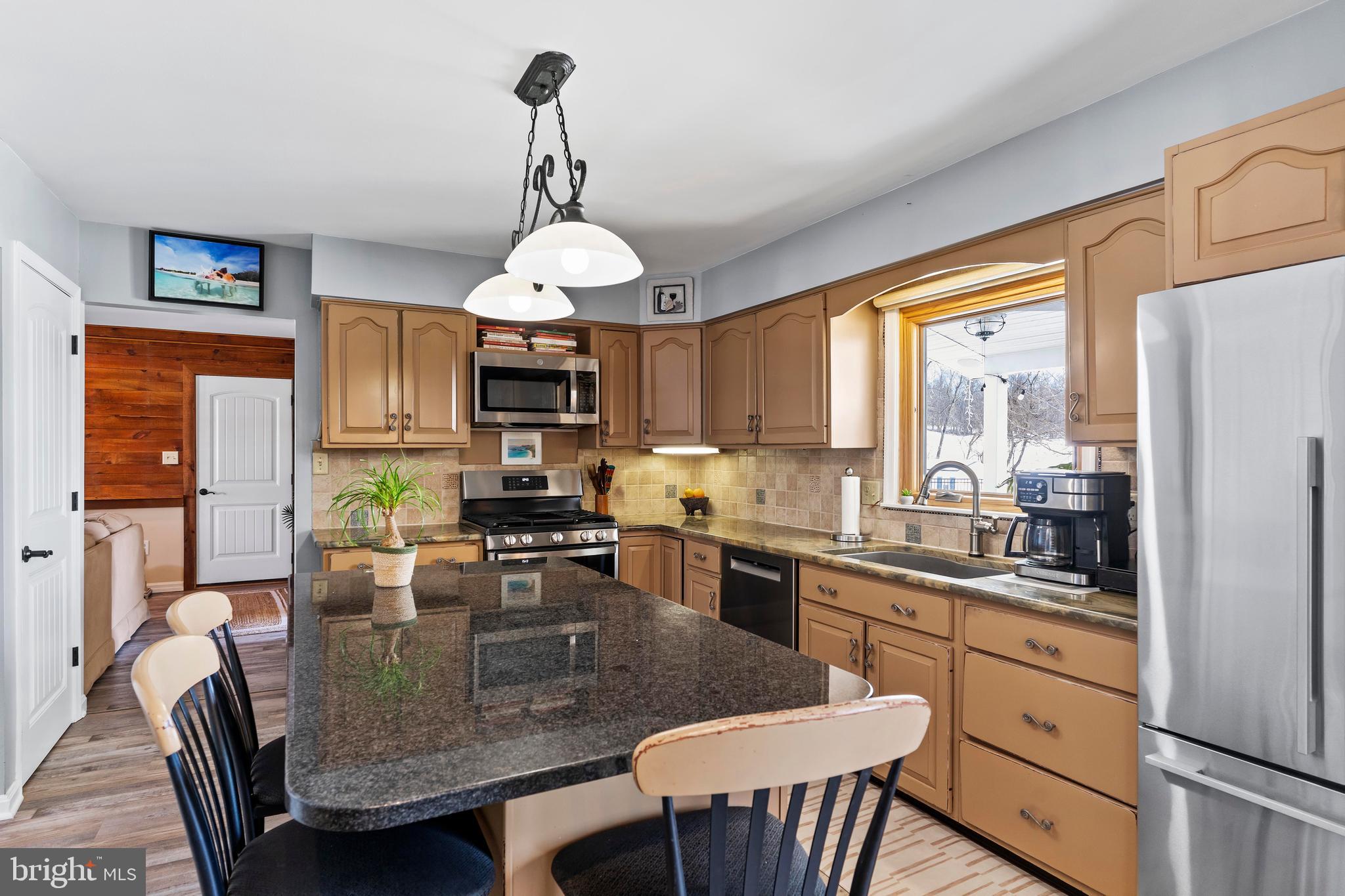 MONTADALE CREST - Residential