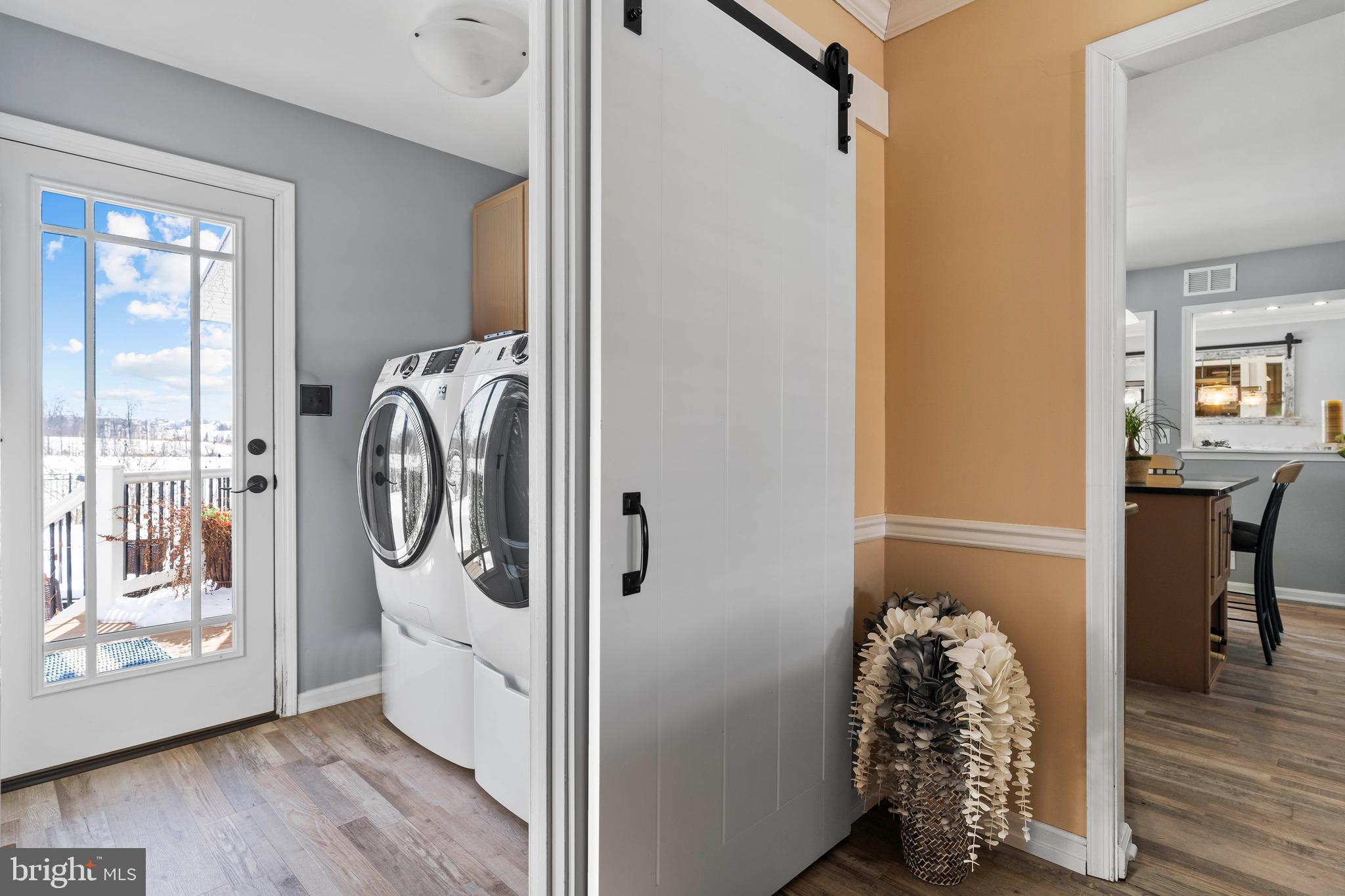 MONTADALE CREST - Residential