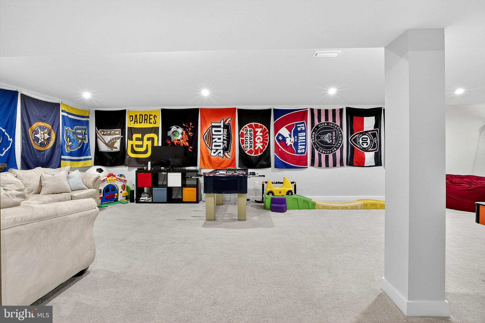 PRESERVE AT DEEP CRK - Residential