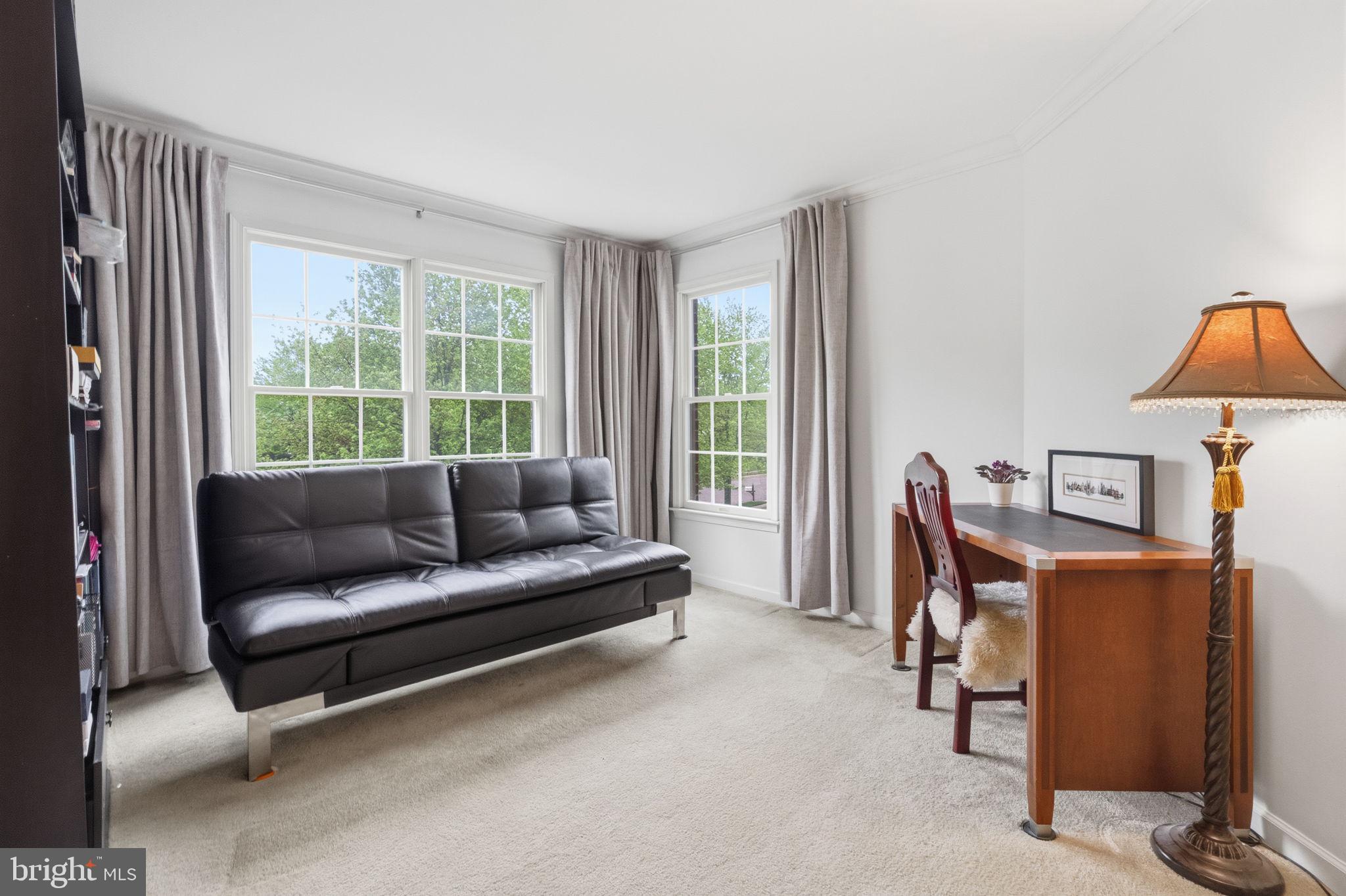 PROVIDENCE OAKS - Residential