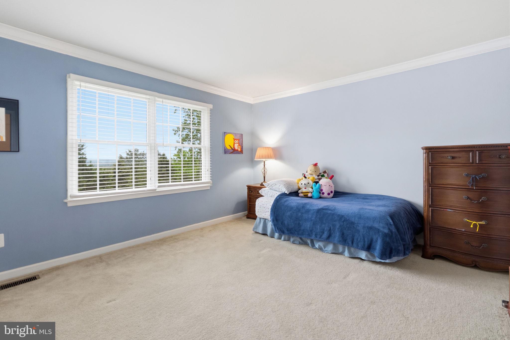 PROVIDENCE OAKS - Residential
