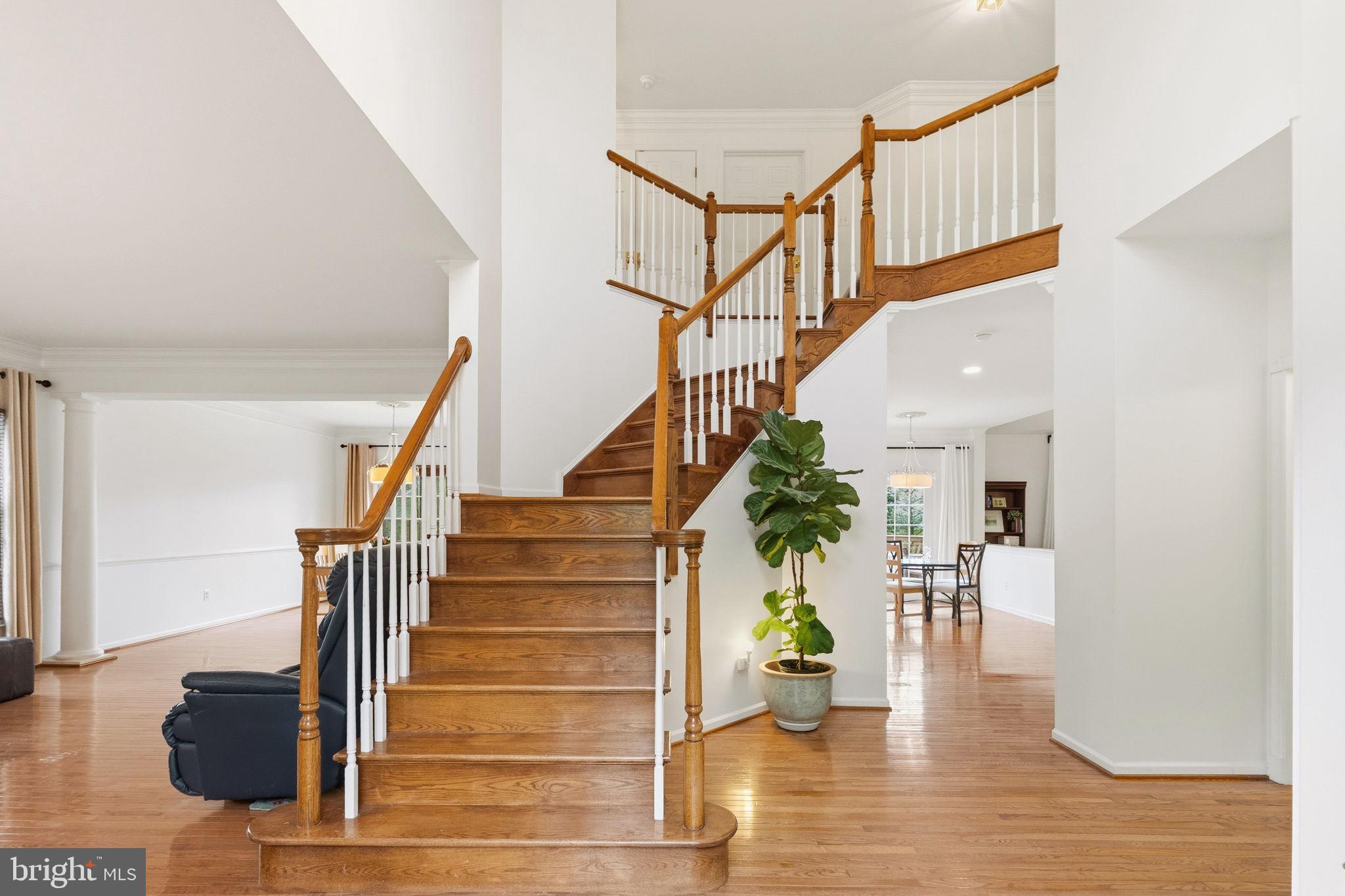 PROVIDENCE OAKS - Residential