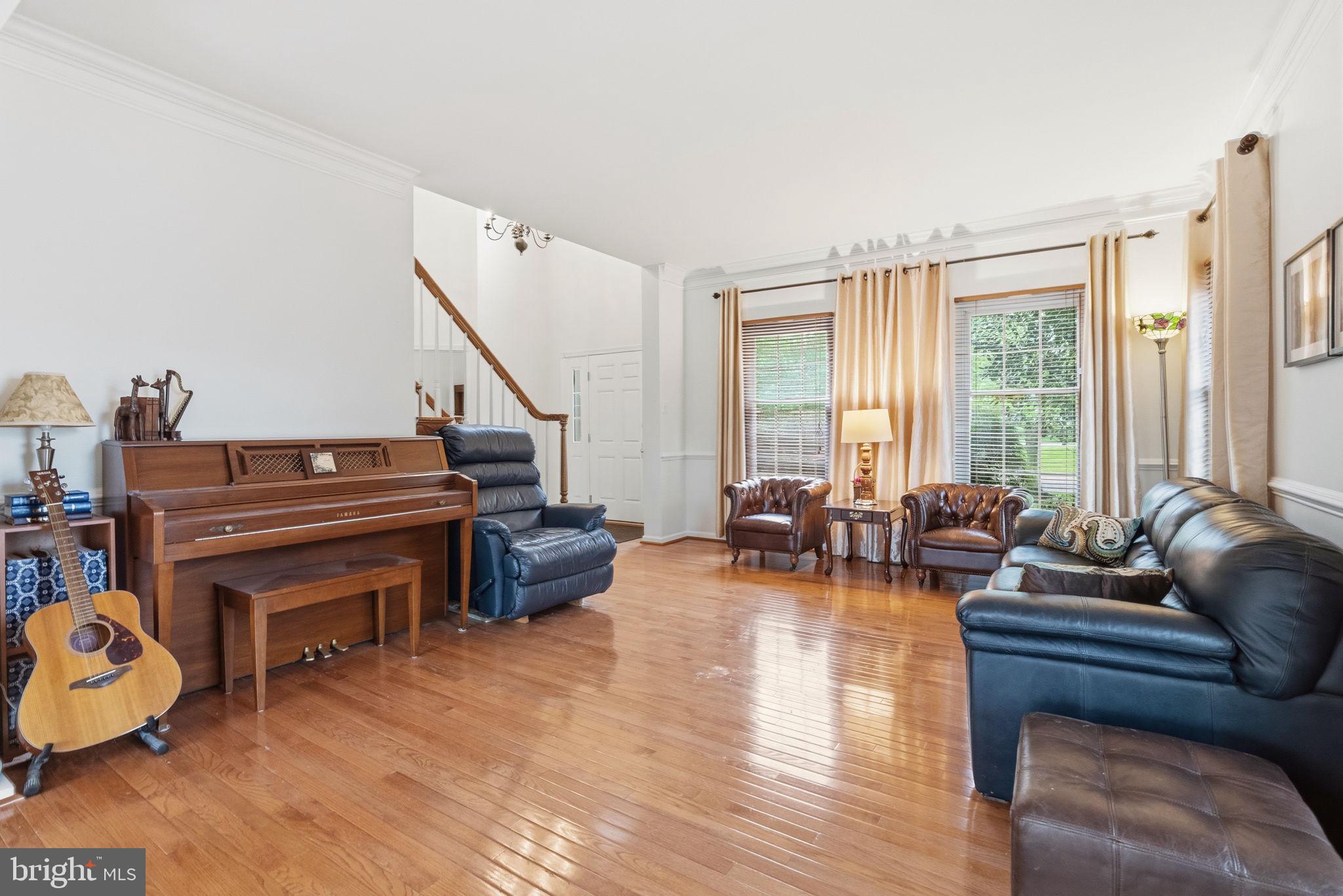 PROVIDENCE OAKS - Residential