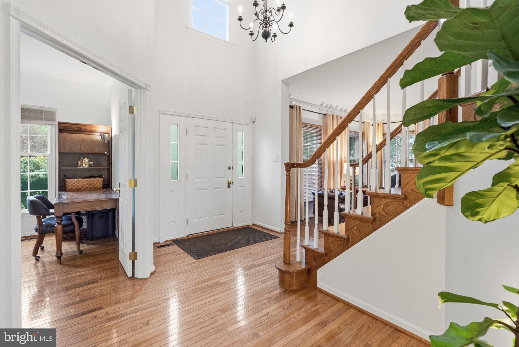 PROVIDENCE OAKS - Residential