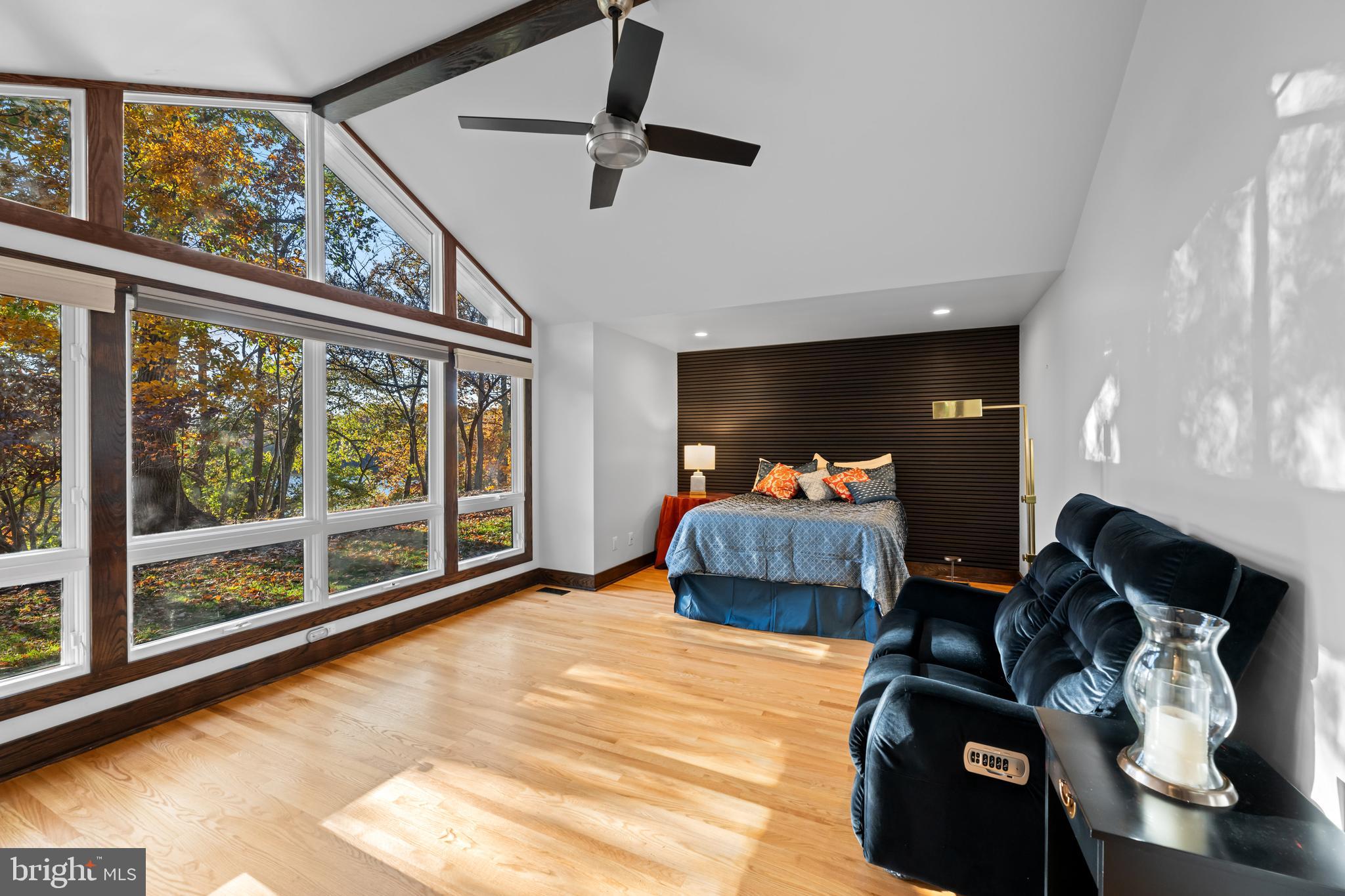 RIVER WATCH - Residential