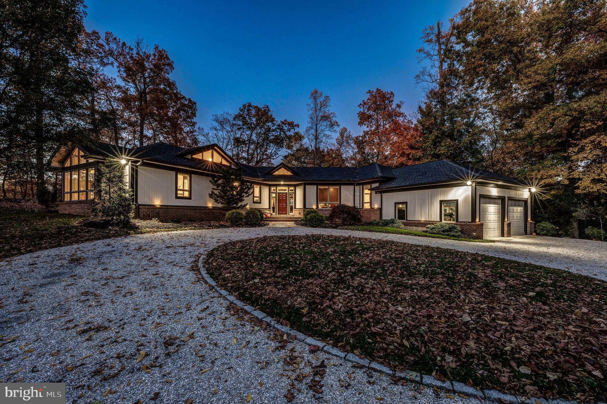 1800 RIVER WATCH LANE