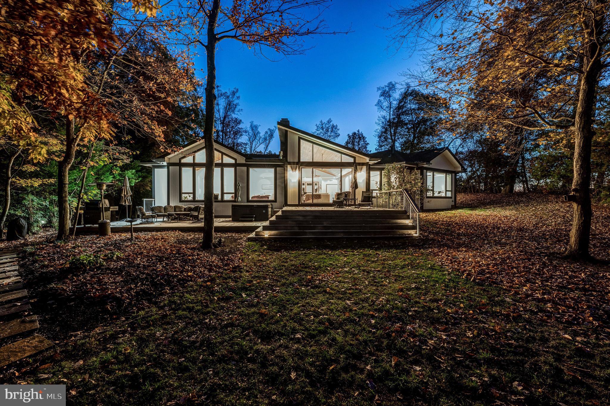 1800 RIVER WATCH LANE