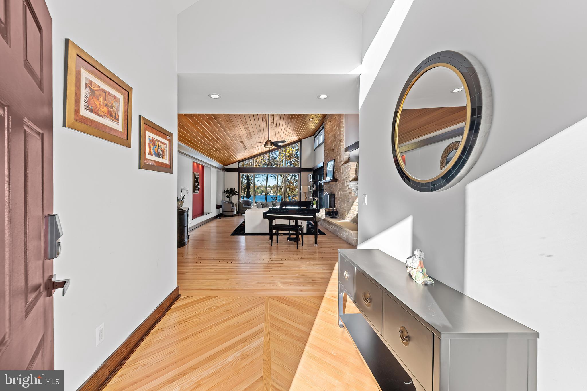 RIVER WATCH - Residential