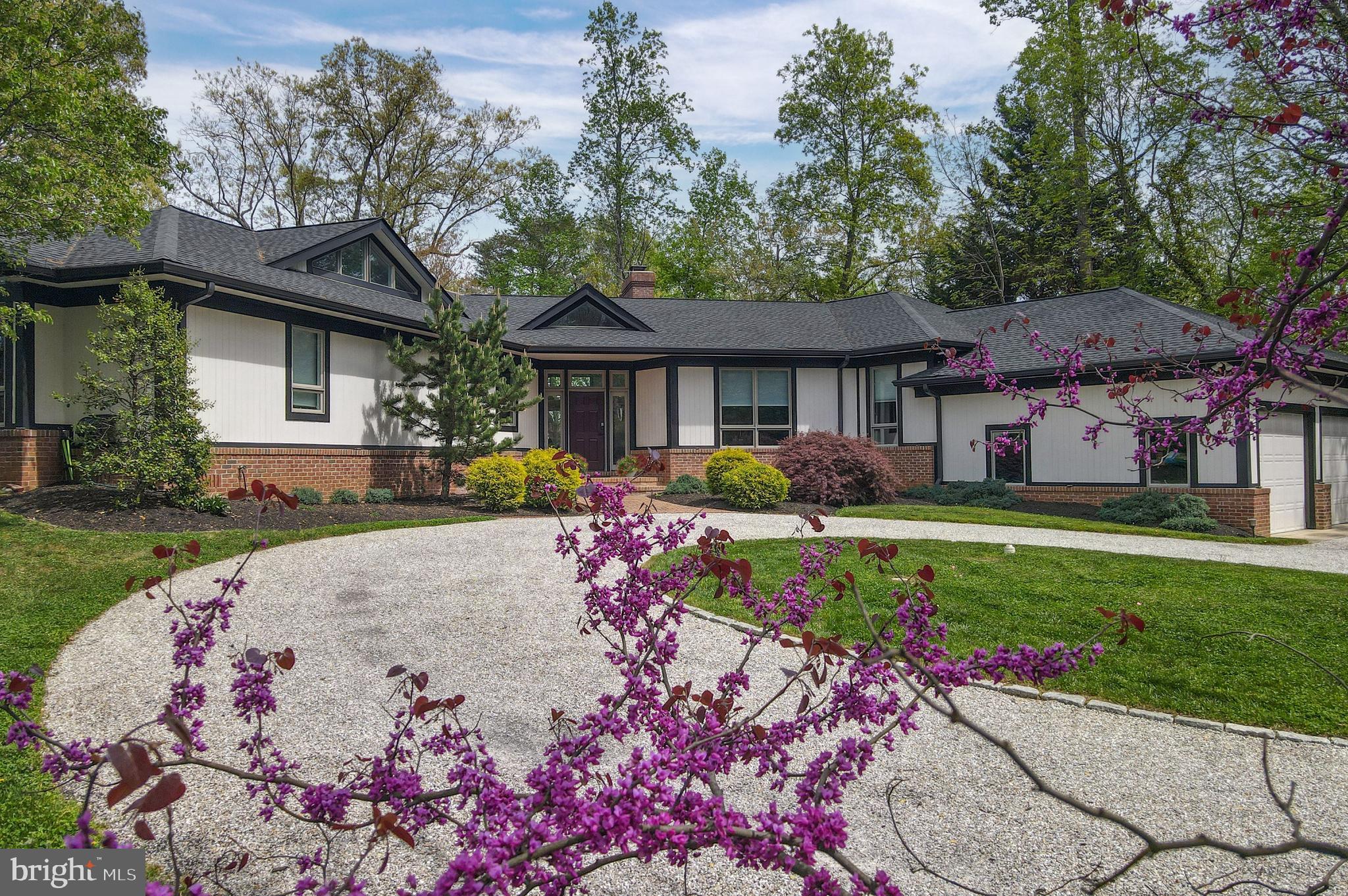 RIVER WATCH - Residential