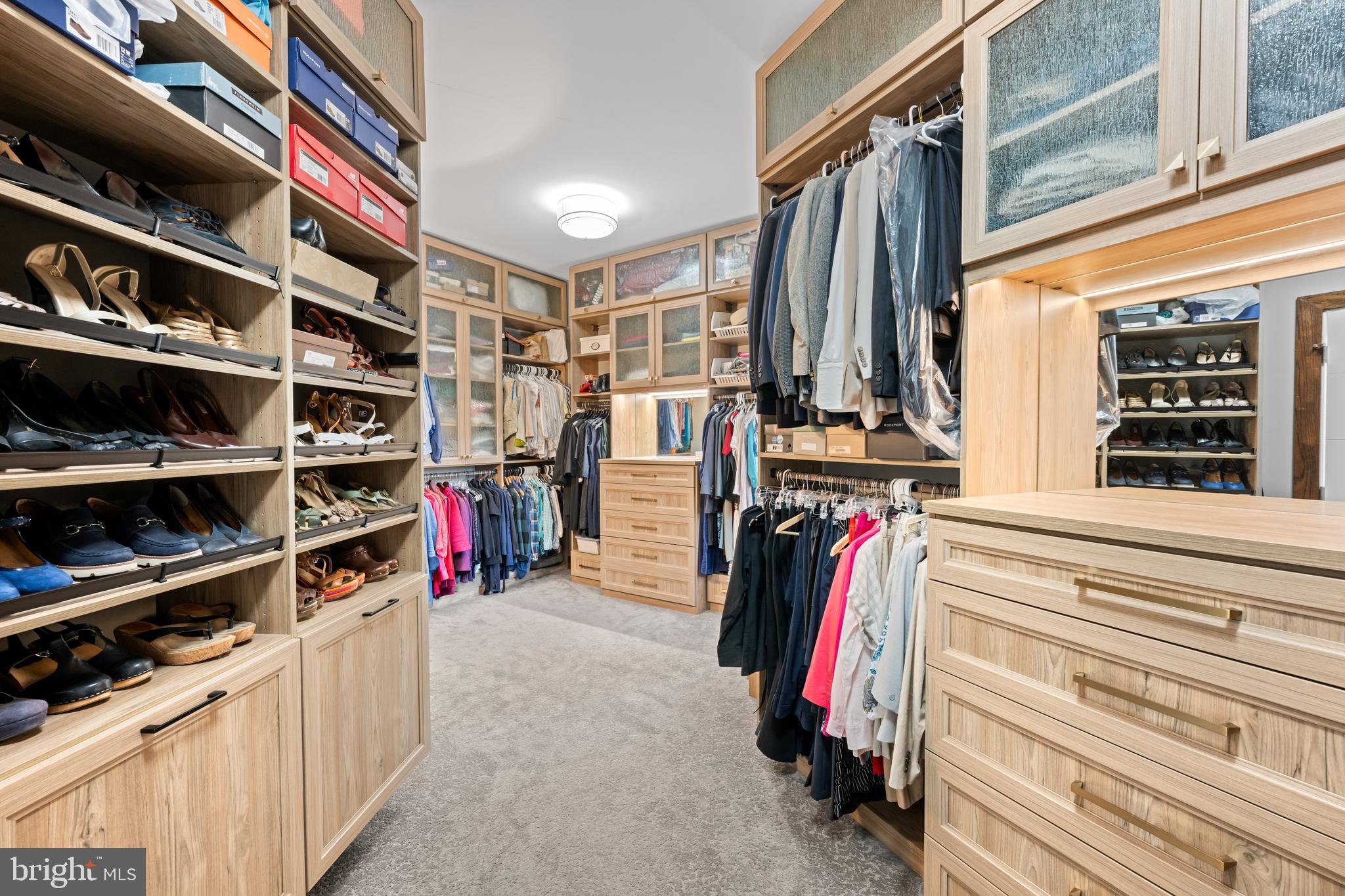 RIVER WATCH - Residential