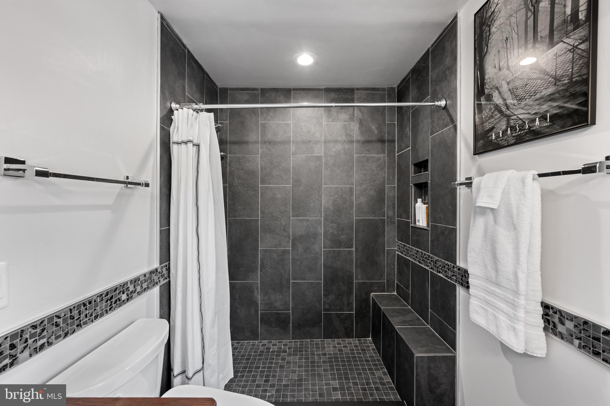 RIVER WATCH - Residential