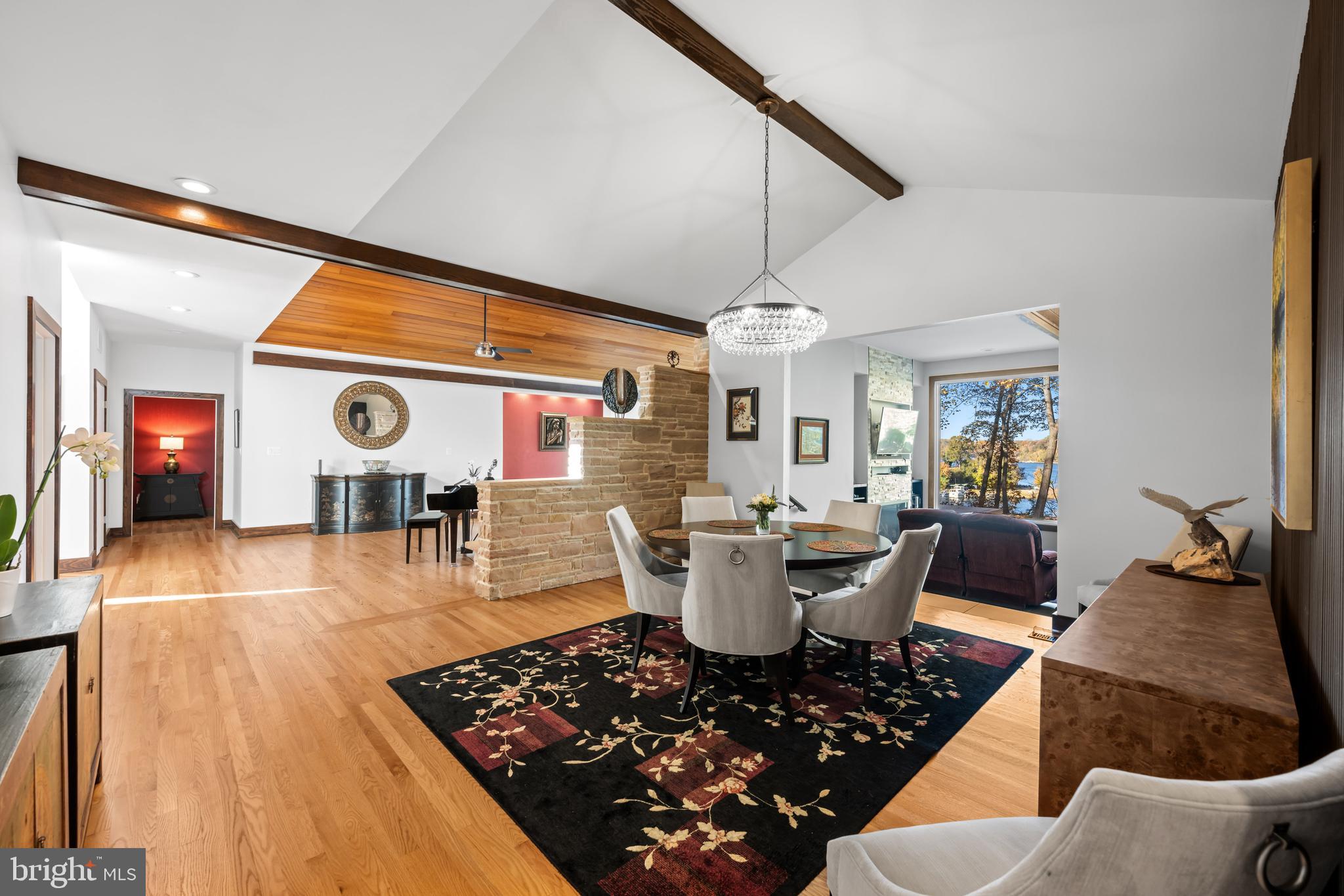 RIVER WATCH - Residential