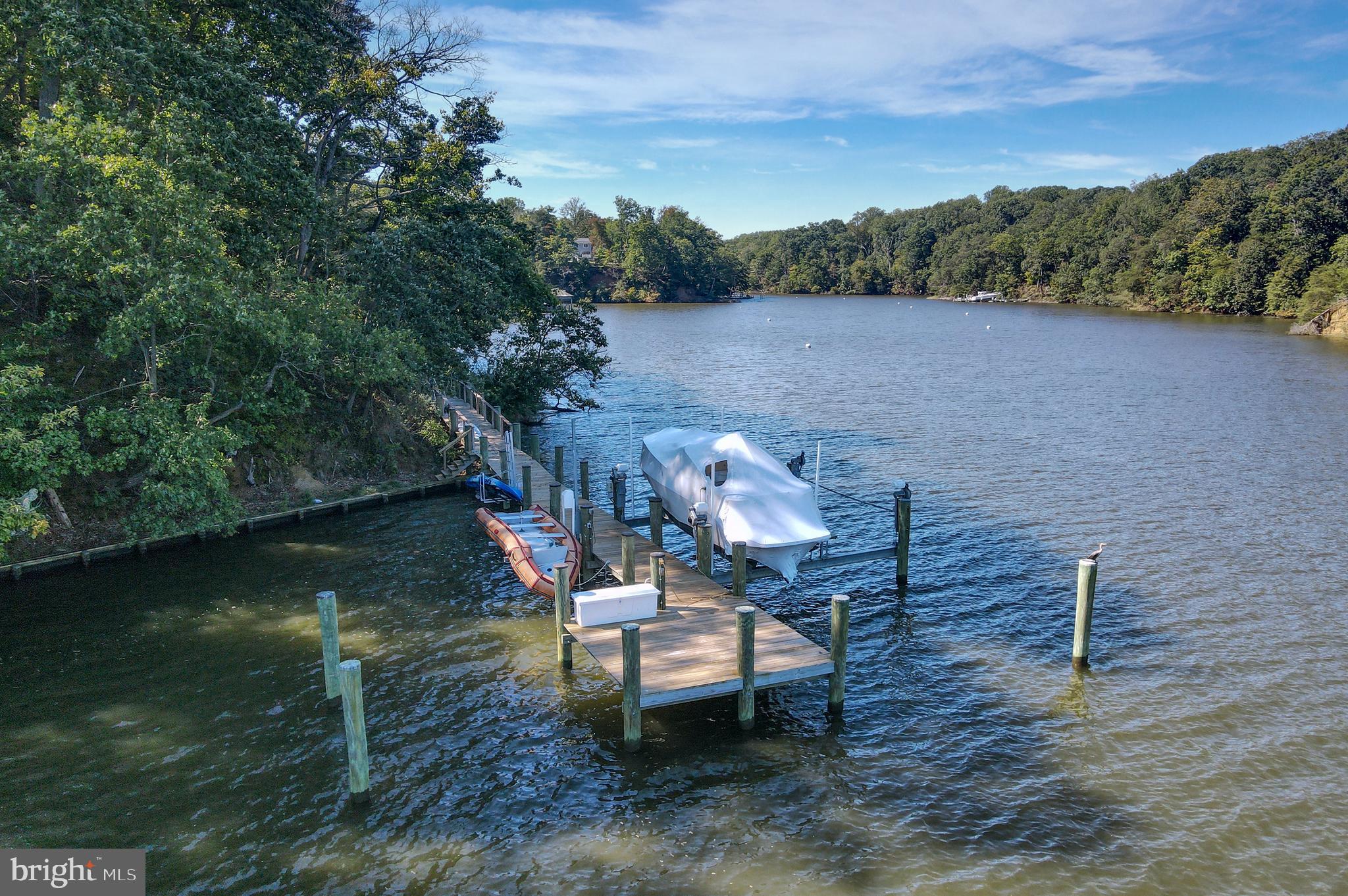 RIVER WATCH - Residential