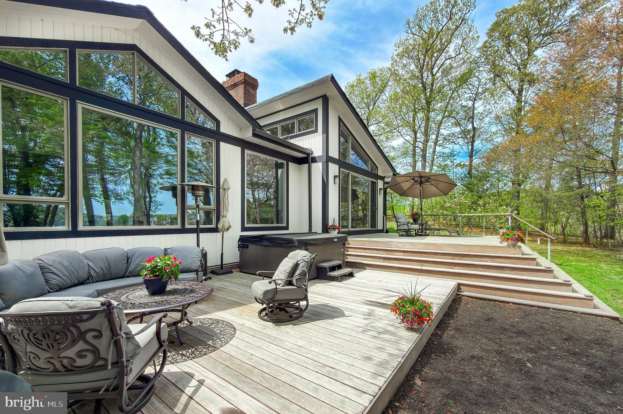 RIVER WATCH - Residential