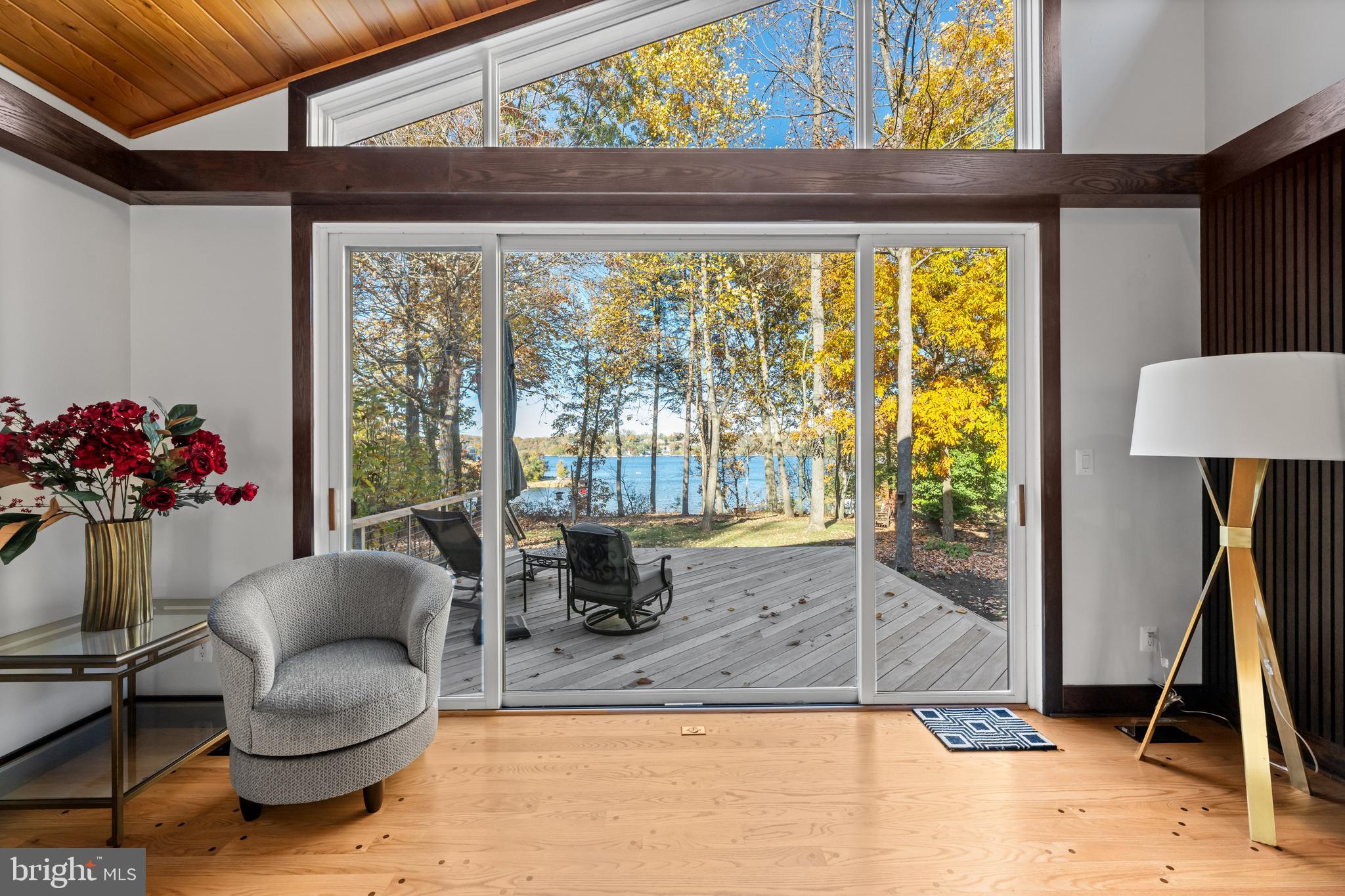 RIVER WATCH - Residential