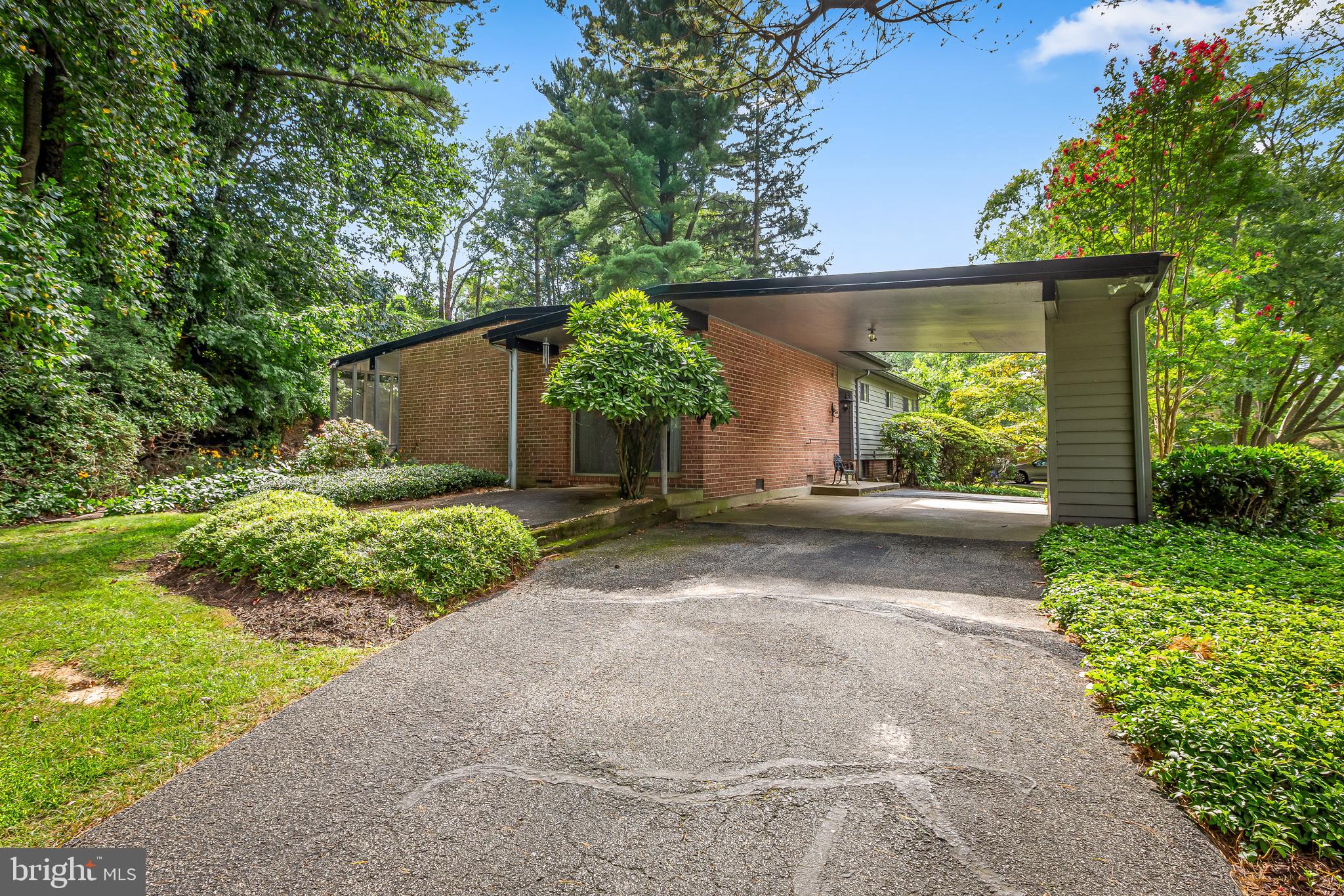 PIKESVILLE - Residential