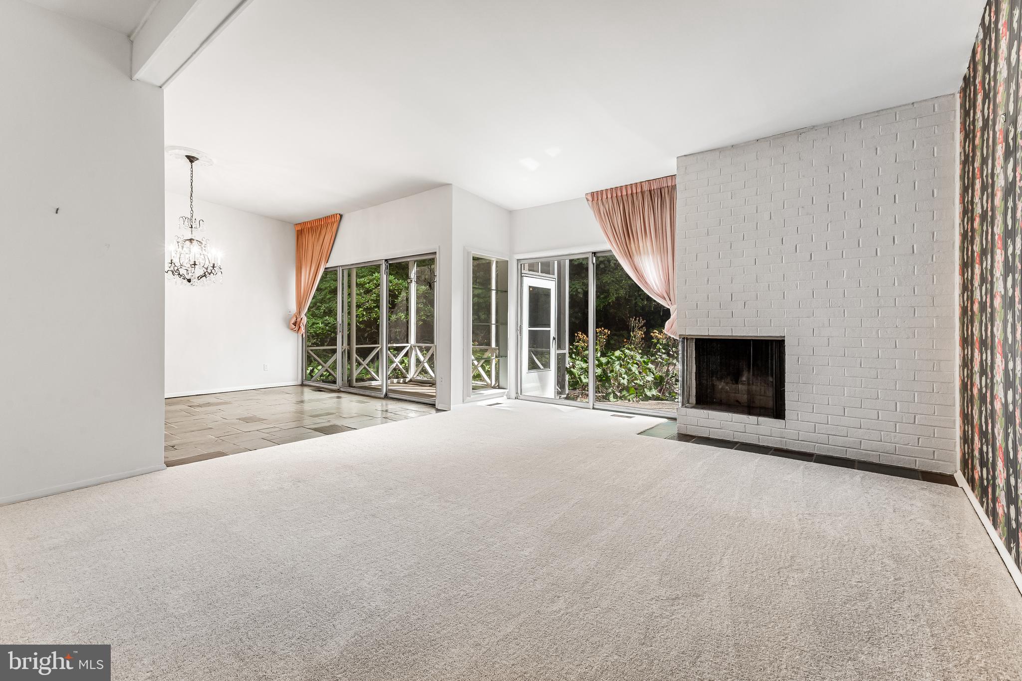 PIKESVILLE - Residential