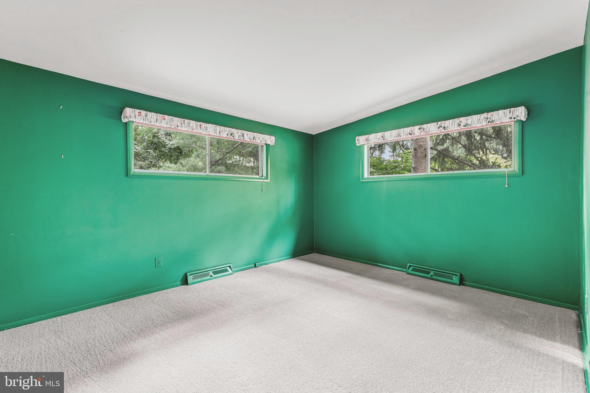 PIKESVILLE - Residential