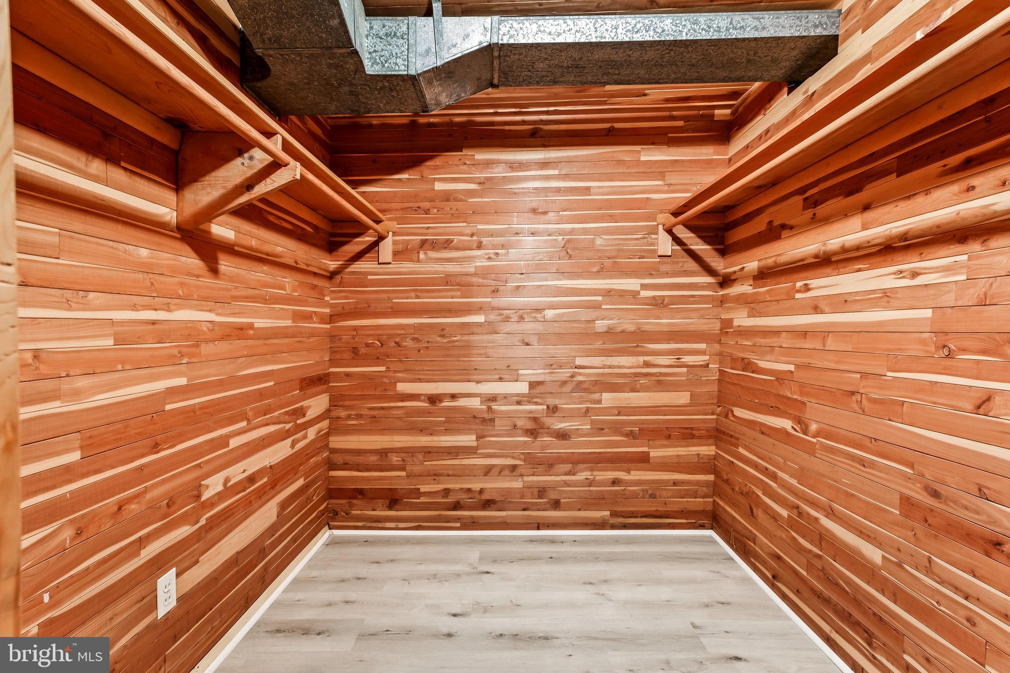 PIKESVILLE - Residential