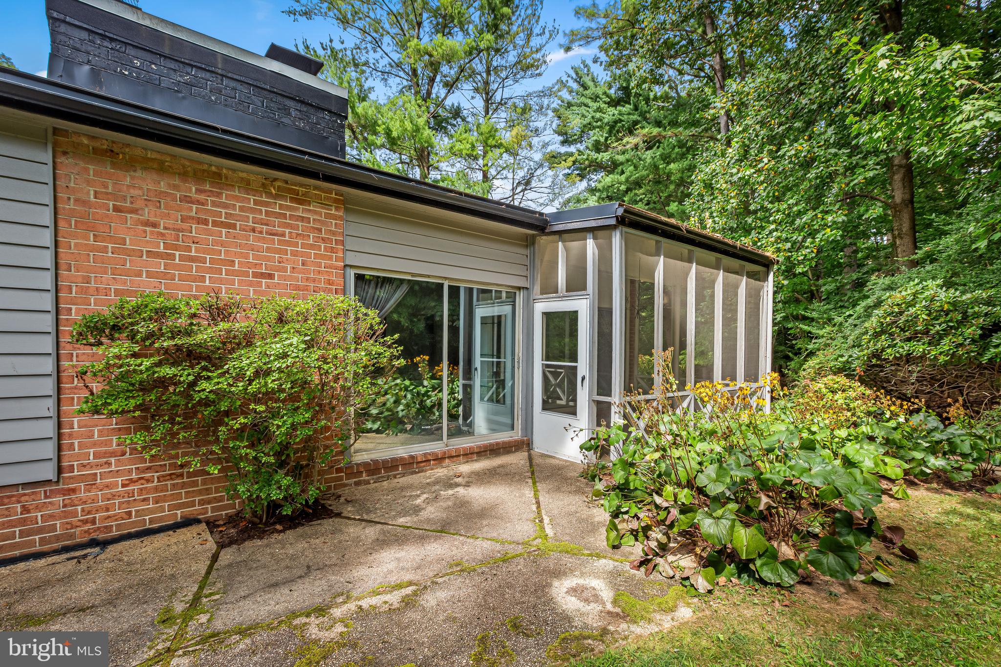 PIKESVILLE - Residential