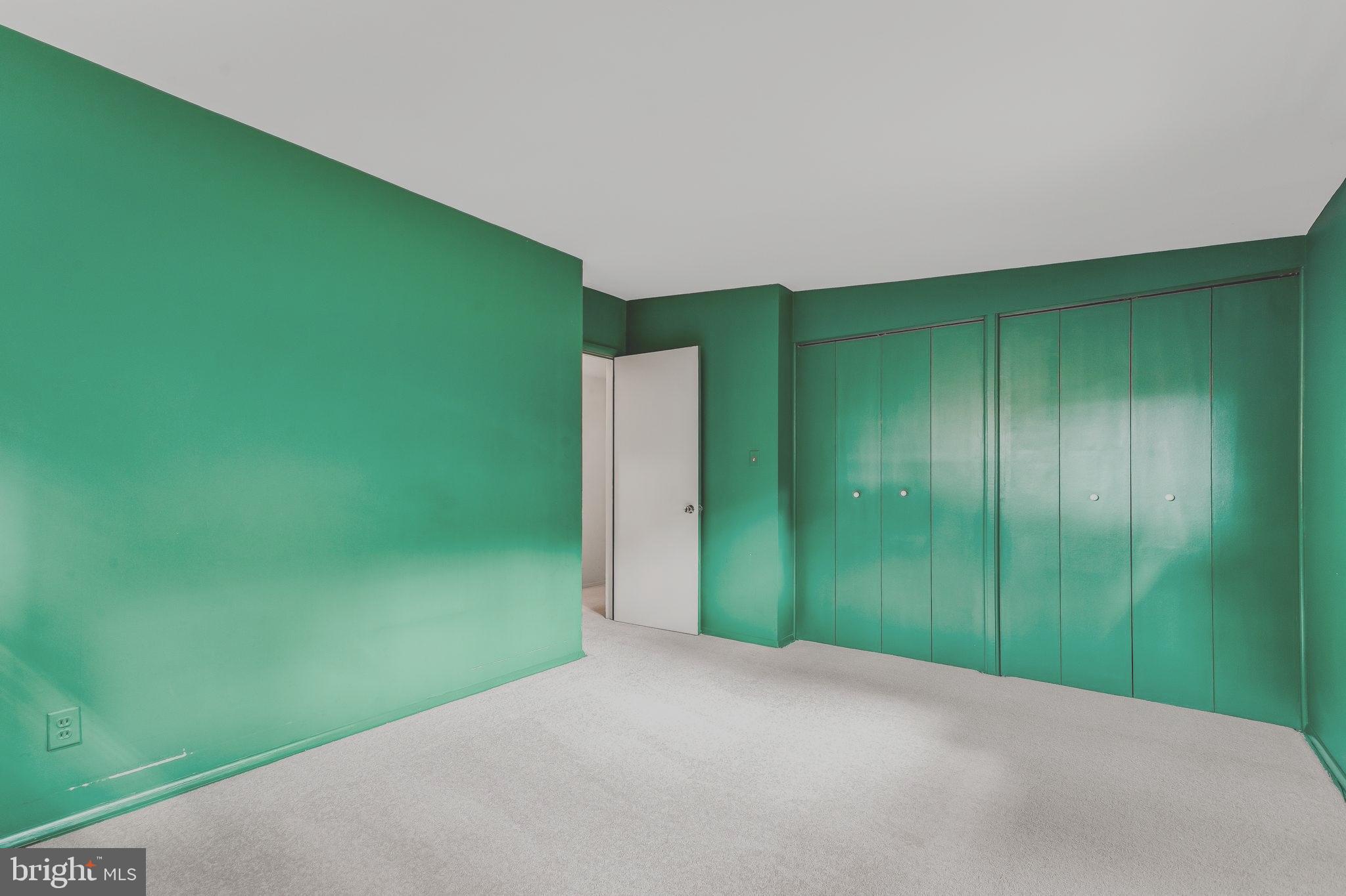 PIKESVILLE - Residential