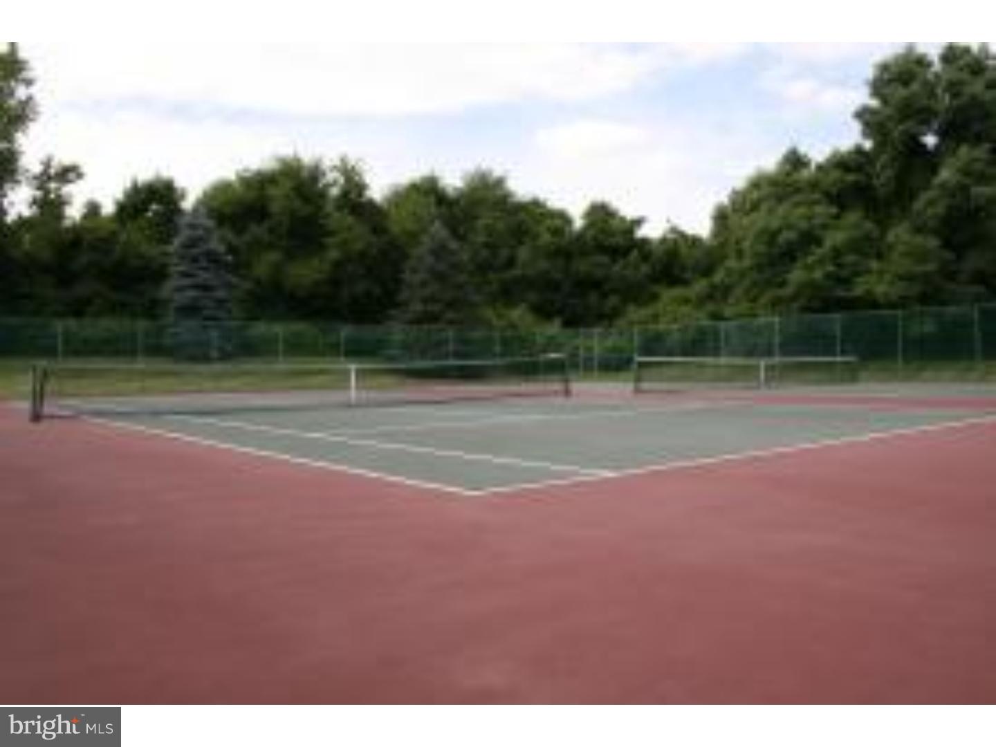 OXFORD OF BLUE BELL - Residential Lease