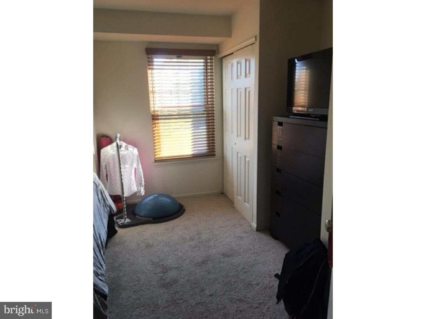 OXFORD OF BLUE BELL - Residential Lease