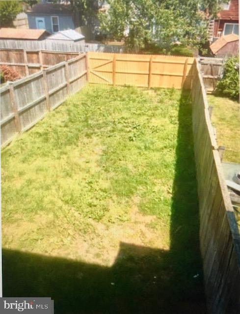 WHISPERING WOODS - Residential Lease