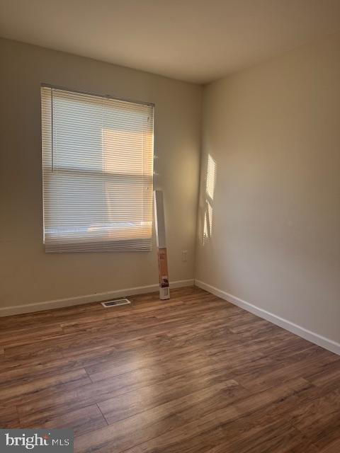 WHISPERING WOODS - Residential Lease