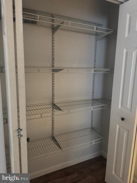 WHISPERING WOODS - Residential Lease