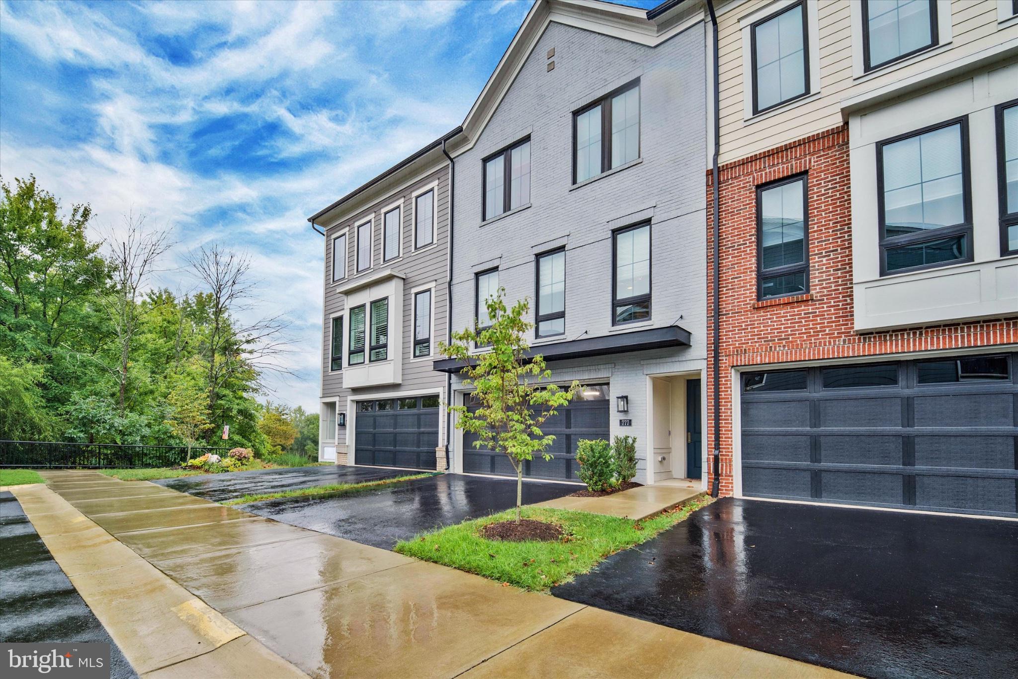 777 BONEFISH DRIVE