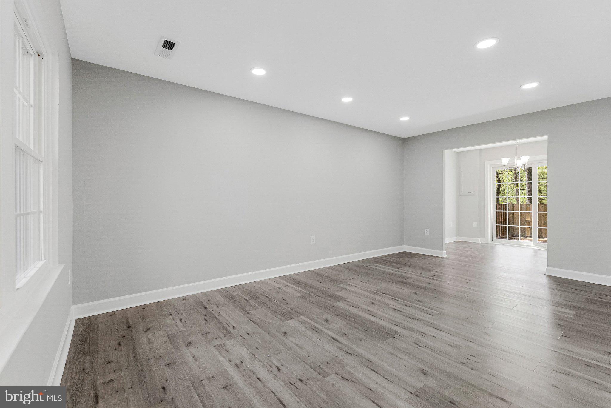 SADDLER OAKS - Residential