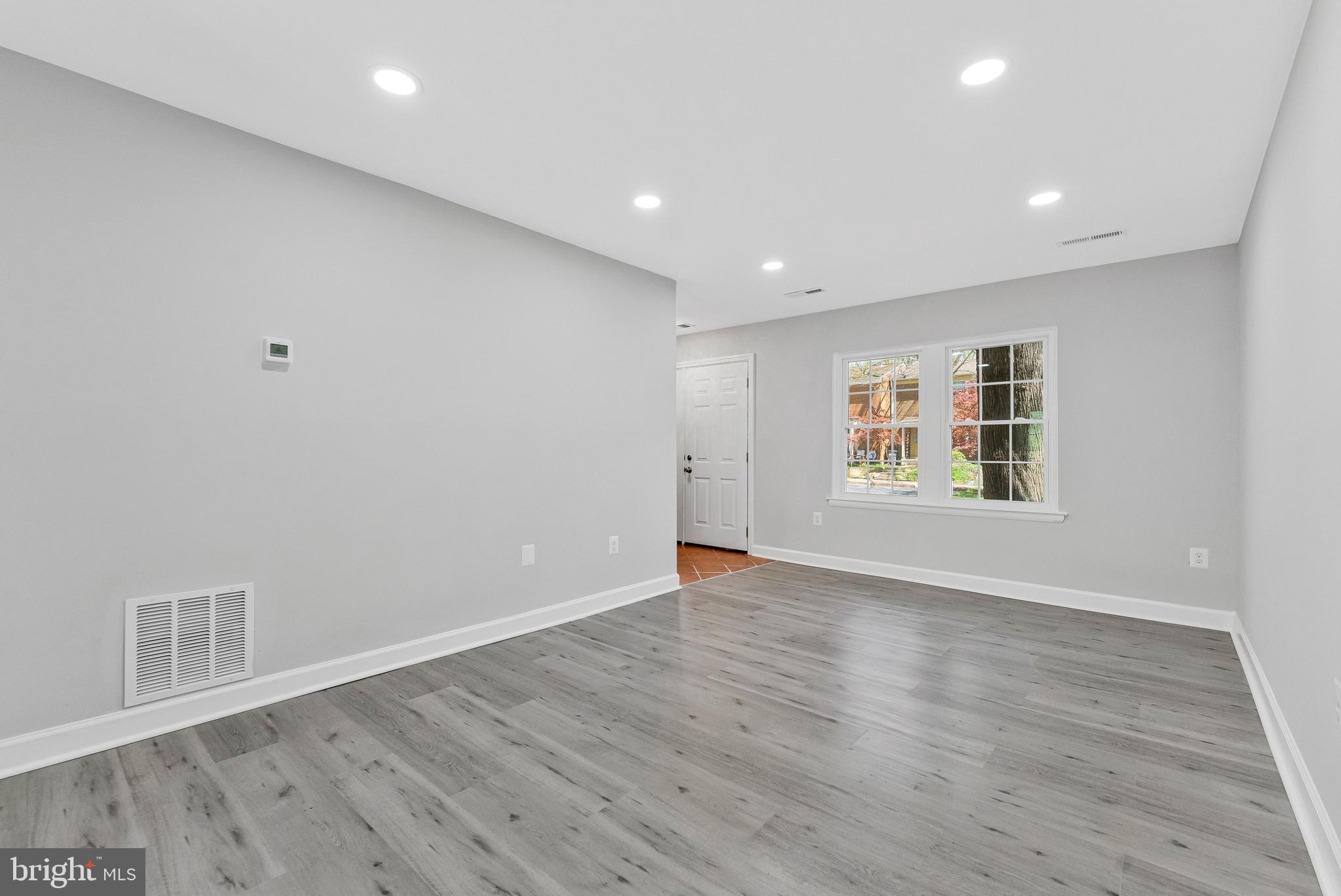 SADDLER OAKS - Residential