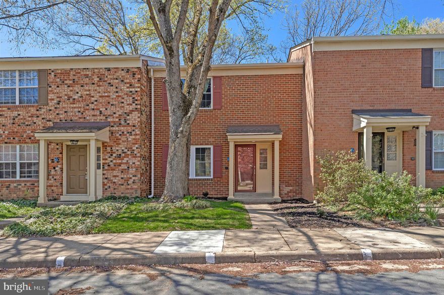 Open Sunday April 12th 12-3pm*Immaculate Renovation on 3 Br 2.5 Brick Townhome*New Kitchen includes: New White Cabinets, New Quartz Countertops, New Stainless Steel Appliances, Recessed Lighting*Refinished Hardwoods on Upper Level*New Luxury Vinyl Plank Floors in LR, DR and Kitchen*All Baths Updated*New Recessed Lights in Kitchen and Living Room*Walk out to Fenced Backyard with Huge Patio Overlooking Common Area and Playground*Newer Carrier HVAC*New Front Windows*New Interior Doors and Hardware*Newer Washer and Dryer*Enjoy Reston Amenities including 15 Outdoor Pools, 55 miles of paved and natural trials, multiple tot lots*Located near Reston Pkwy, Fairfax Cty Pkwy, Dulles Toll Rd, Silver Line Metro and Dulles Airport, W & OD Trail, Reston Town Center with Dining, Shopping, Movies and Outdoor events!!!