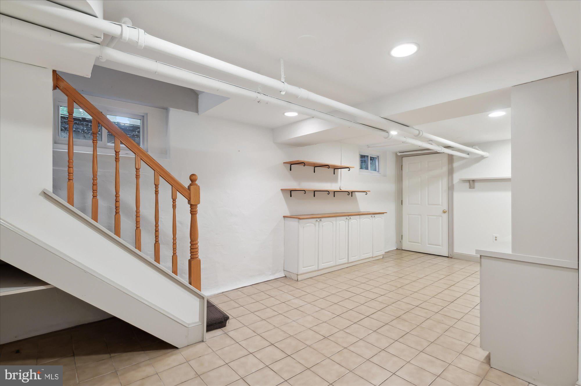 GOLF CLUB MANOR - Residential