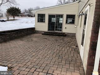 CLOVER CROSSING - Residential