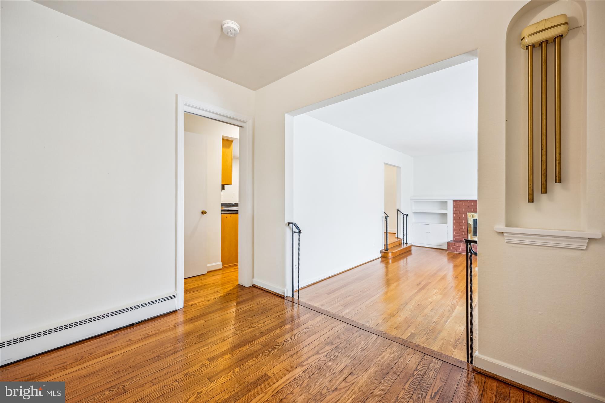 SEVEN OAKS - Residential