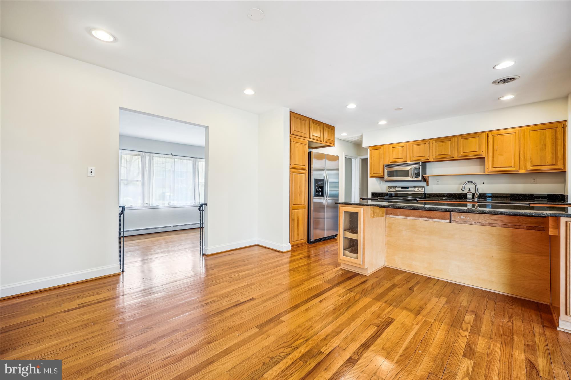 SEVEN OAKS - Residential