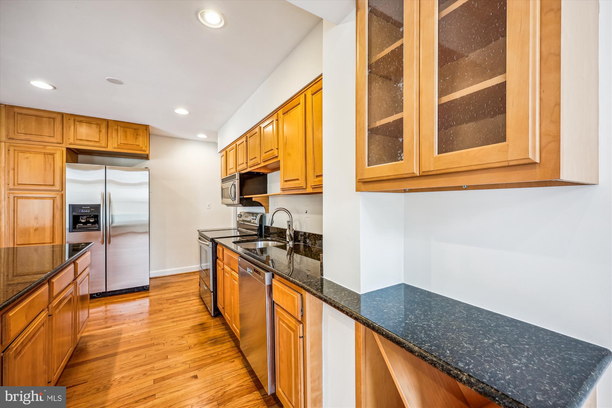 SEVEN OAKS - Residential