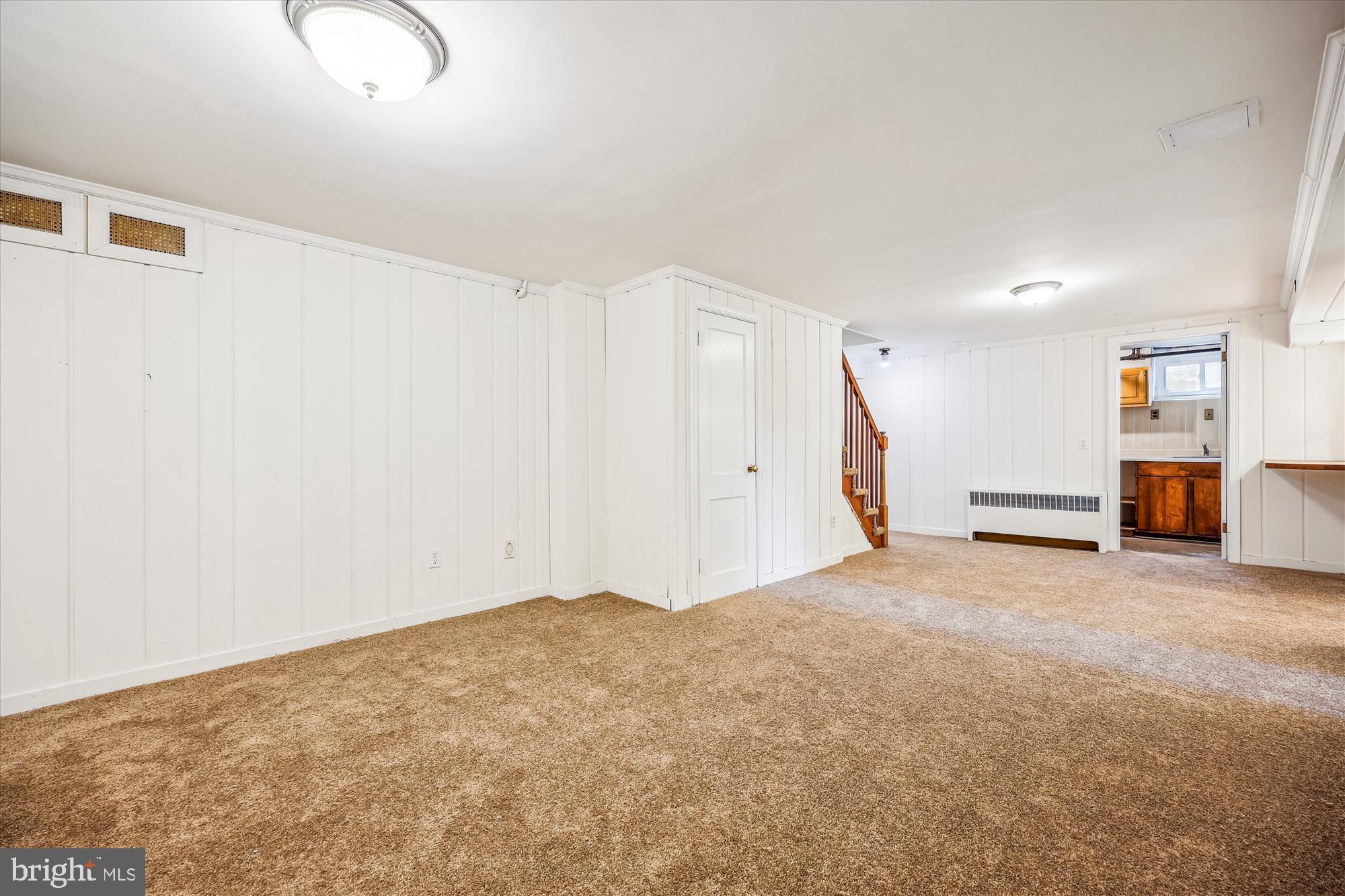 SEVEN OAKS - Residential